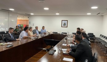 CNA, OCB e parlamentares discutem ações para reduzir impactos negativos das importações de leite